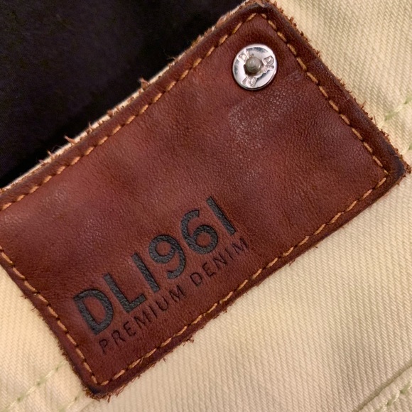 DL1961 Yellow Jean Shorts! - Picture 1 of 5